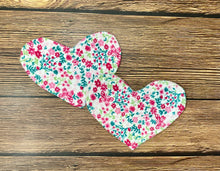 Load image into Gallery viewer, NICU Bonding Baby Hearts