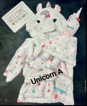 Load image into Gallery viewer, Baby Gift Bath 2-Piece Bathrobe Set -Embroidered Personalized