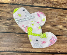 Load image into Gallery viewer, NICU Bonding Baby Hearts