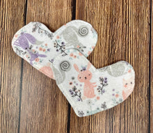 Load image into Gallery viewer, NICU Bonding Baby Hearts