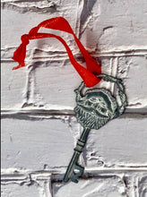 Load image into Gallery viewer, Santa Key