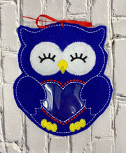 Load image into Gallery viewer, Valentines Peek A Boo Candy Treat Bags