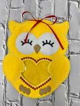 Load image into Gallery viewer, Valentines Peek A Boo Candy Treat Bags